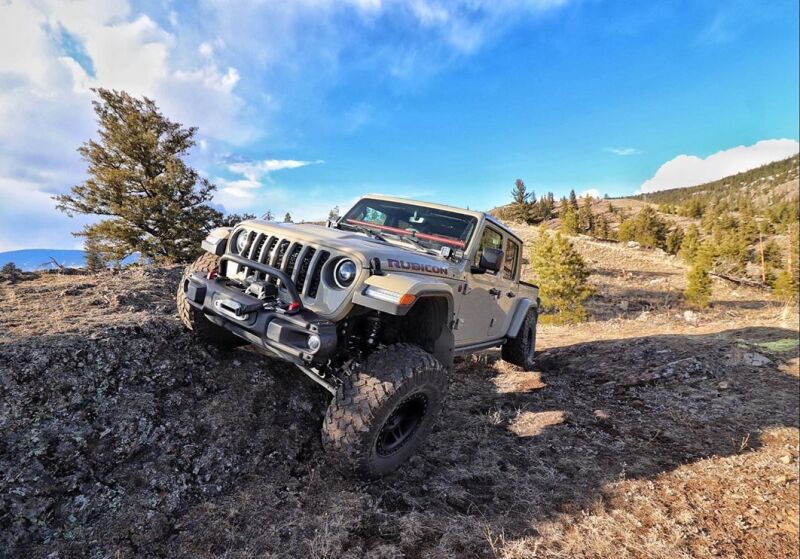 Oracle Jeep Wrangler JL Oculus Bi-LED Projector Headlights- Graphite Metallic - 5500K - B2B Diesel & Gas Service