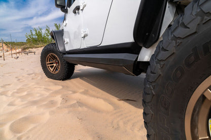 AMP Research 20-24 Jeep JT Gladiator (Launch/Overlnd/Rubicon/Sport/Sport S) PowerStep XL - Black - B2B Diesel & Gas Service