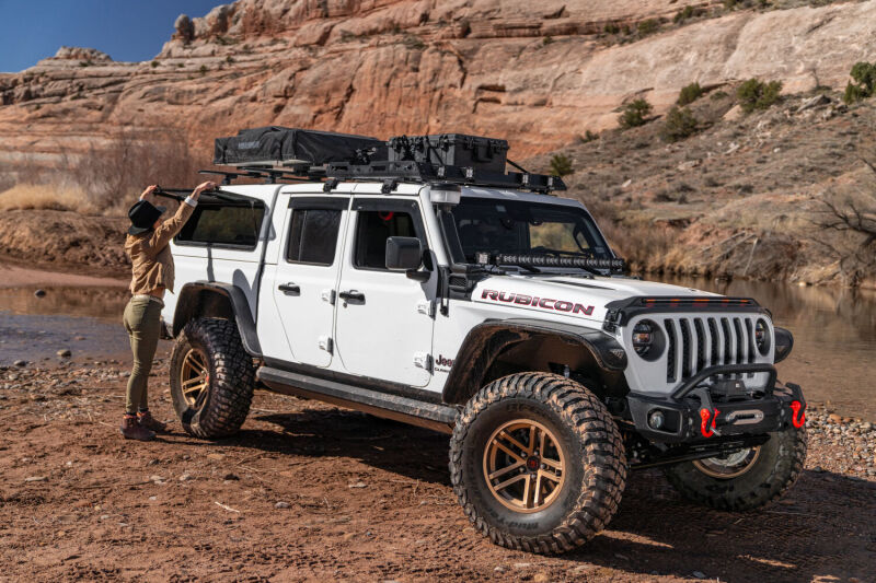 AMP Research 20-24 Jeep JT Gladiator (Launch/Overlnd/Rubicon/Sport/Sport S) PowerStep XL - Black - B2B Diesel & Gas Service