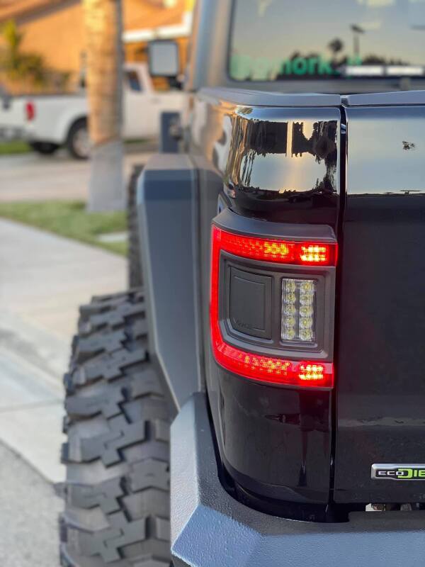 Oracle Jeep Gladiator JT Flush Mount LED Tail Lights - B2B Diesel & Gas Service