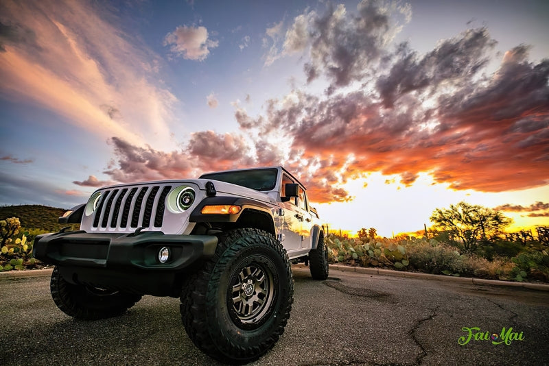 Oracle Jeep Wrangler JL Oculus Bi-LED Projector Headlights- Graphite Metallic - 5500K - B2B Diesel & Gas Service